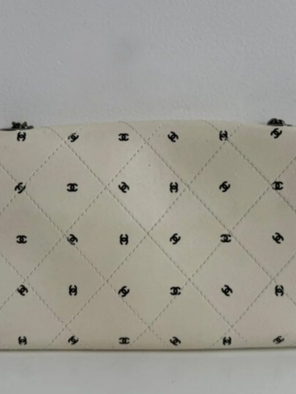 Printed Lambskin Logo CC Envelope Clutch With Chain White